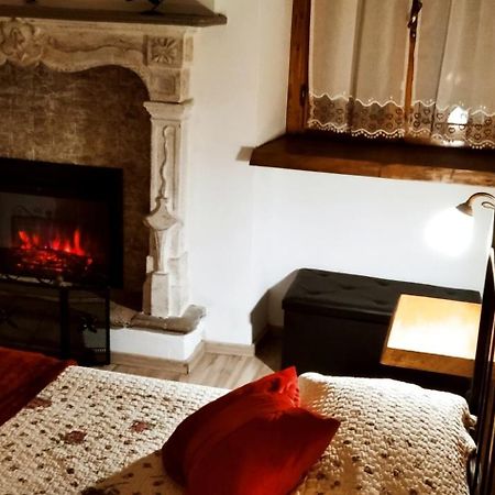 Borgo Antico Chalet Appartamenti Fara Novarese Extérieur photo